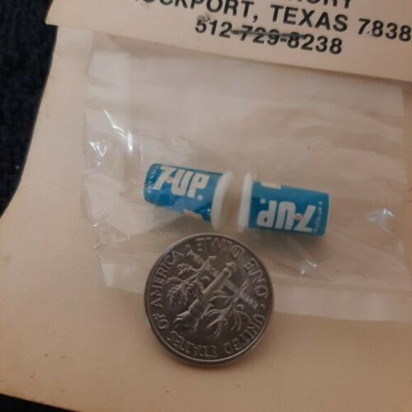 Vtg NOS two 7 UP Soda Pop Cups Bob Fischer Miniatures Dollhouse Minis seven up - Picture 4 of 5